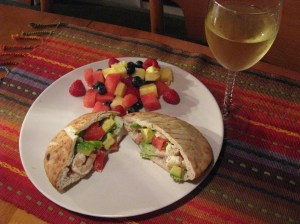 Shrimp salad pitas - Bon appetit!