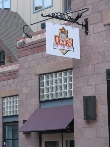 Ullr's Sports Bar & Grill