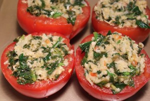 fill tomatoes with spinach and cheese misture