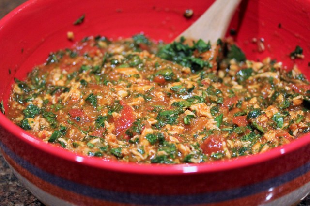 Mix chicken, marinara sauce, buffalo wing sauce and spinach