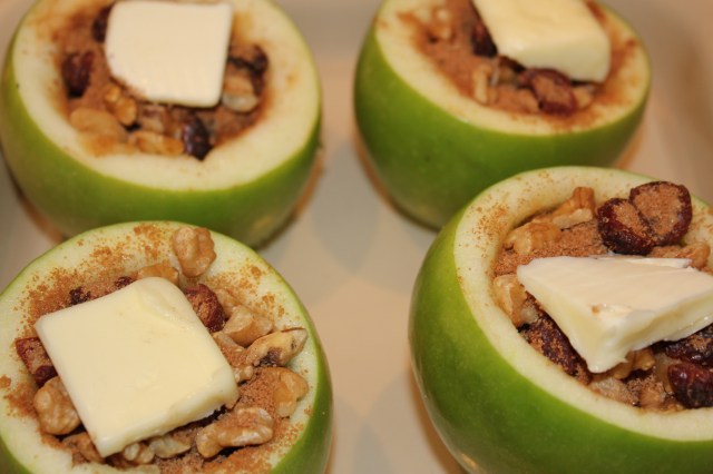 Stuffed apples ready to bake