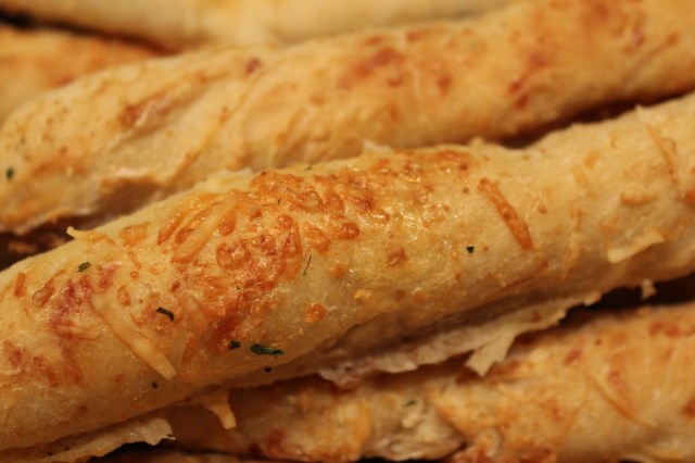 Kel's breadsticks closeup