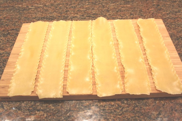 Drain lasagna noodles