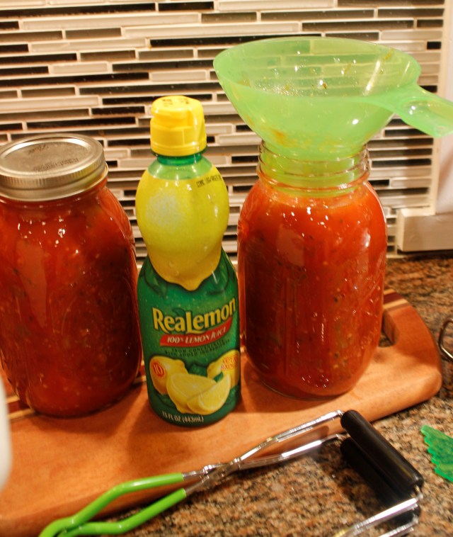 Add lemon juice to marinara sauce