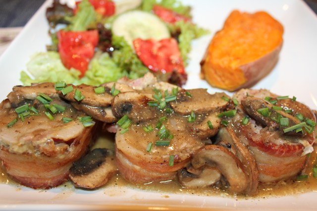 Kel's bacon-wrapped pork tenderloin with vermouth mushroom sauce
