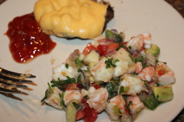 Shrimp ceviche with cheeseburger