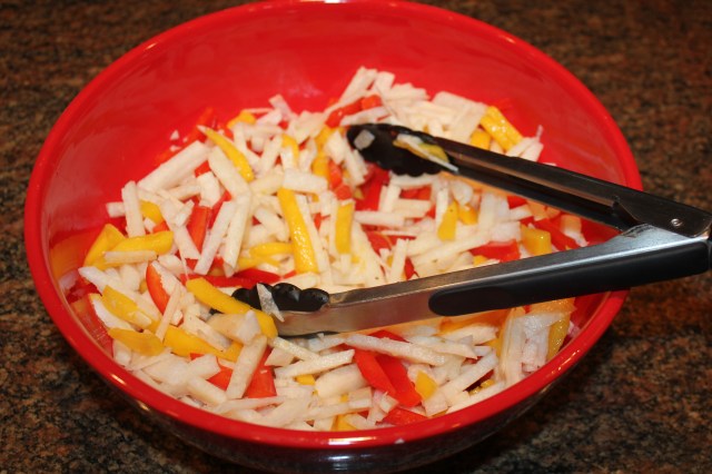 Mix jicama, red pepper and mango