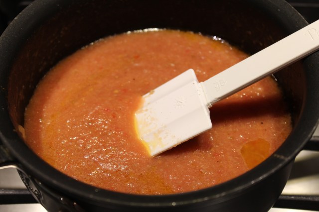 Simmer tomato sauce