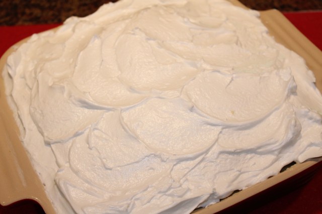 Spread meringue on top of banana pudding