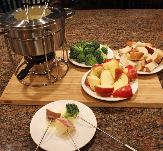 Kel's Cafe rendition of My Fat Dad's Cheese Fondue