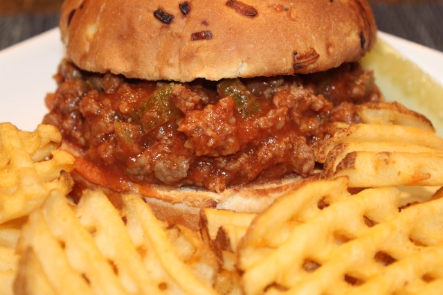 kels-sloppy-joe-with-fries