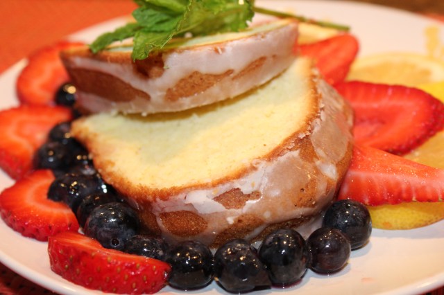 Kel's lemony poundcake greatness