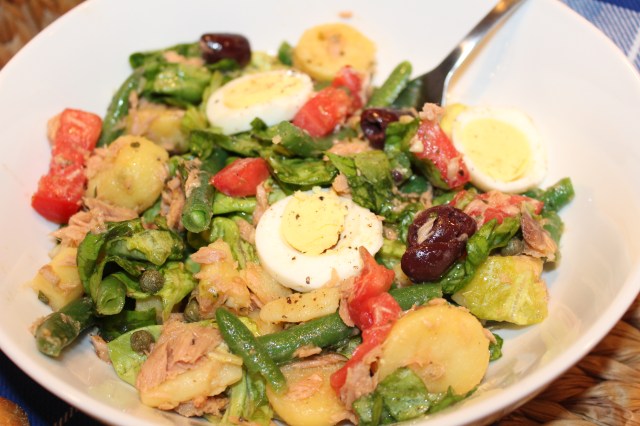 Kel's Nicoise salad with tuna