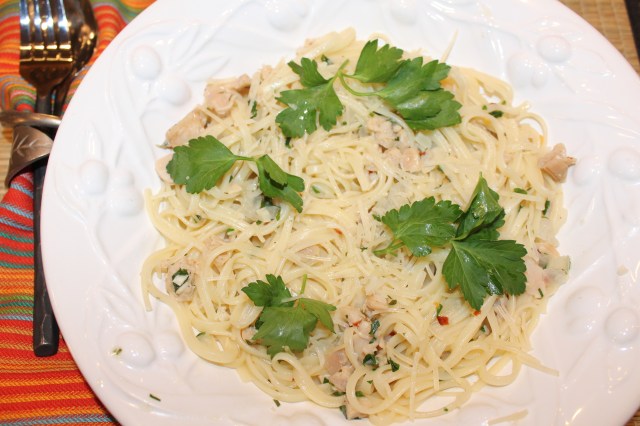Kel's linguine with white clam sauce