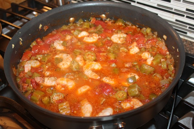 Kel's Cafe Shrimp Creole simmering